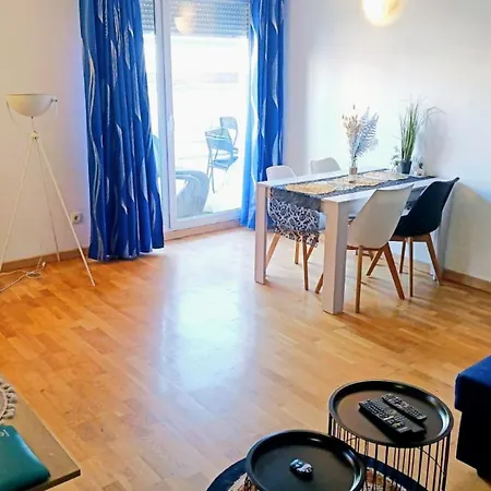 Paris-stade De France, Metro, Parking, 6 Personnes Apartment *