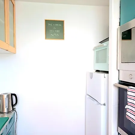 Apartment Paris-stade De France, Metro, Parking, 6 Personnes Saint-Denis (Seine-Saint-Denis)